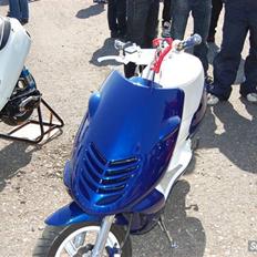 Aprilia sonic lc 