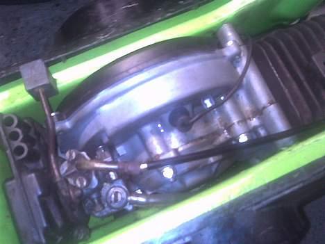 Vespa ciao (Hirtshals) solgt - det er taget med mobil9 den smukke motor billede 7