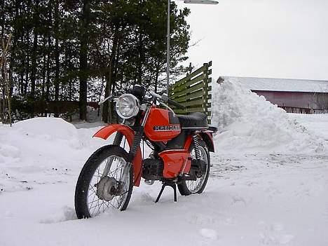 Kreidler Cross [Øjestenen] - Da jeg var ude og lege i sneen! billede 7