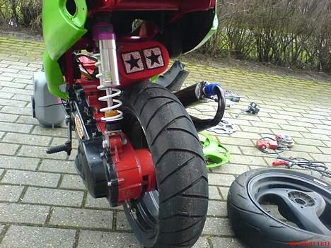 Piaggio NRG Mc2 LC - SOLGT - - Bliver forhåbentlig her I ser den fra :D billede 10