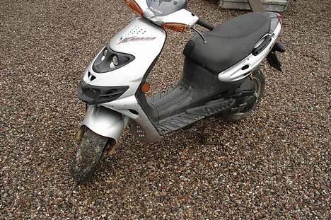 Suzuki katana lc SOLGT billede 2