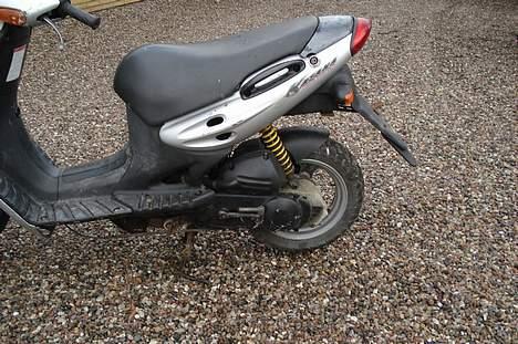 Suzuki katana lc SOLGT billede 3