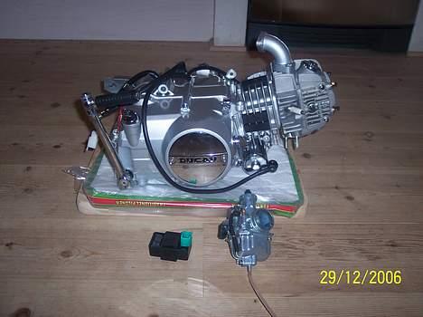 Skyteam Monkey 125ccm. (SOLGT) - Den nye motor.. billede 4