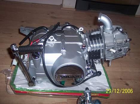 Skyteam Monkey 125ccm. (SOLGT) - Den nye motor.. billede 5