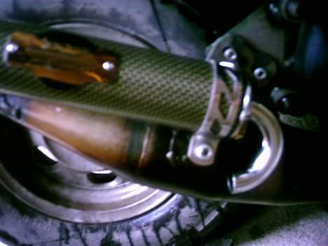 Yamaha Bws Ng =D "stjålet =/" - Så kom cylinder og udstødning endelig på =D billede 18