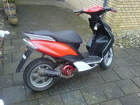 Yamaha Jog R -=GONE=- - Samlede med nye Dele:D d.25.207.. Dog ikke så pæn billede 4