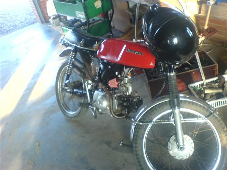 Honda SS50  billede 2