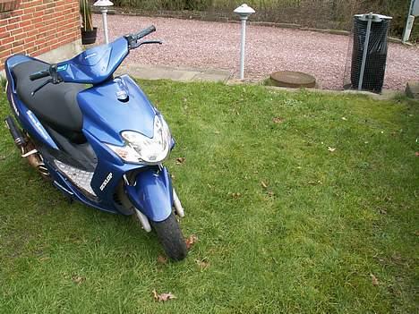 Yamaha jog R Solgt billede 4