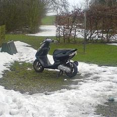 Aprilia sonic GP (SMADRET)solgt