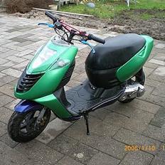 Aprilia SONIC byttet til street