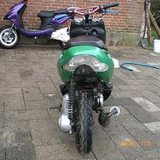 Aprilia SONIC byttet til street