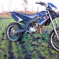 Derbi senda sm xtreme "solgt"