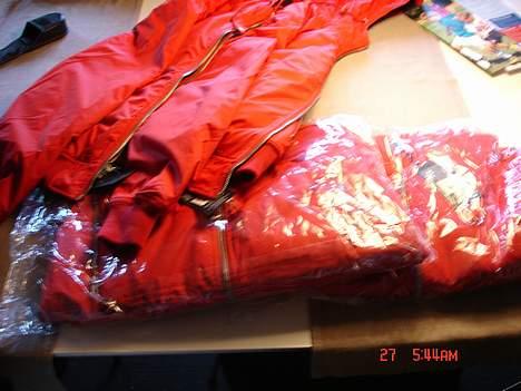 Aprilia sonic MBM solgt - team tøjet fået fra arbejdet hos solid! billede 12