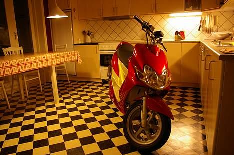 Yamaha jog r Solgt billede 10