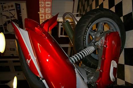 Yamaha jog r Solgt billede 12