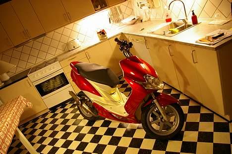 Yamaha jog r Solgt billede 14