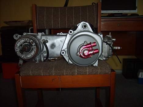 Aprilia Sonic LC Team Cross billede 2