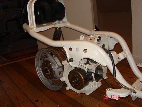 Yamaha Jog As | lc | projekt - Svinghjulet er std. men bliver i weekenden taget ud :) og sat anden i når man har pengene :D billede 3