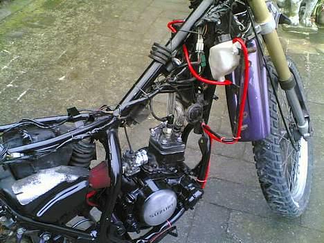 Suzuki rmx (byttet) - ny malet stel billede 10