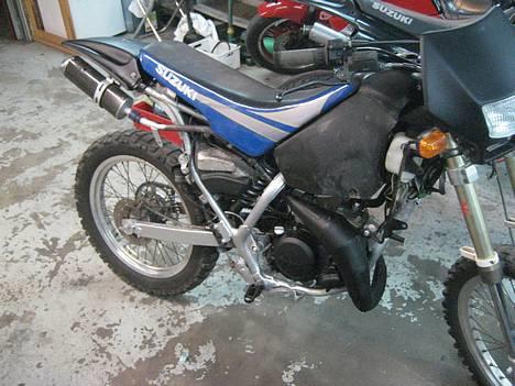 Suzuki RMX (byttet) billede 3