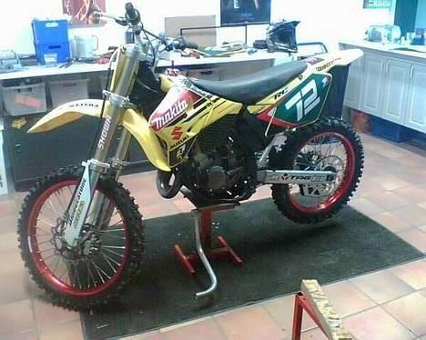 Suzuki RM125cc solgt billede 1