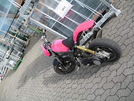 Suzuki Street Magic  >P!NK Lama< - nu billede 10