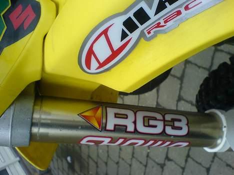 Suzuki RM125cc solgt - RG3 stød dæmpere billede 4