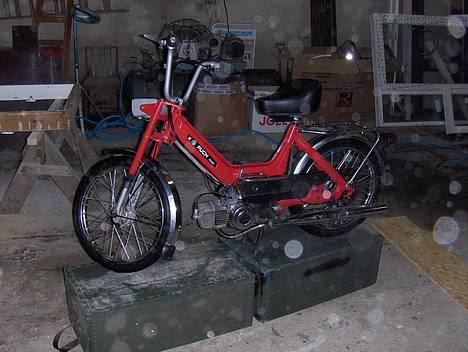 {{currentPhoto.altText}} billede {{currentPhoto.number}}