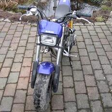 Suzuki Street Magic Solgt