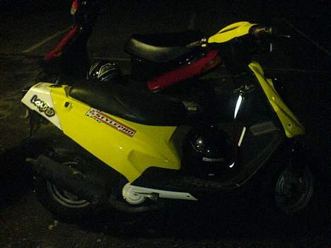 PGO Hot 50 Goldlightning billede 7