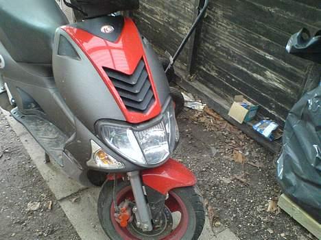 Kymco Super 9 (Solgt) - Forfra Før billede 2