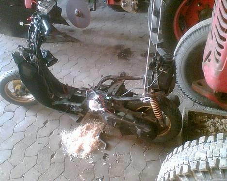 Yamaha Jog Fs. Projekt. FØR. billede 4