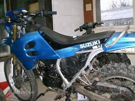 Suzuki RMX solgt billede 5
