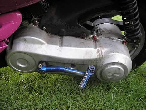 Aprilia sonic 03 - SOLGT. - den flotte motor, sorry for at den er beskidt, men havde jeg råd til det var den blevet malet... billede 9