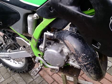 Kawasaki Kx 125 (Beatrice) SOLGT  - gammelt billede , før reperation :) billede 11