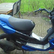 Peugeot speedfight 2 solgt