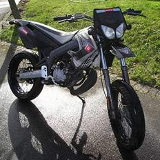 Derbi senda sm x-treme solgt