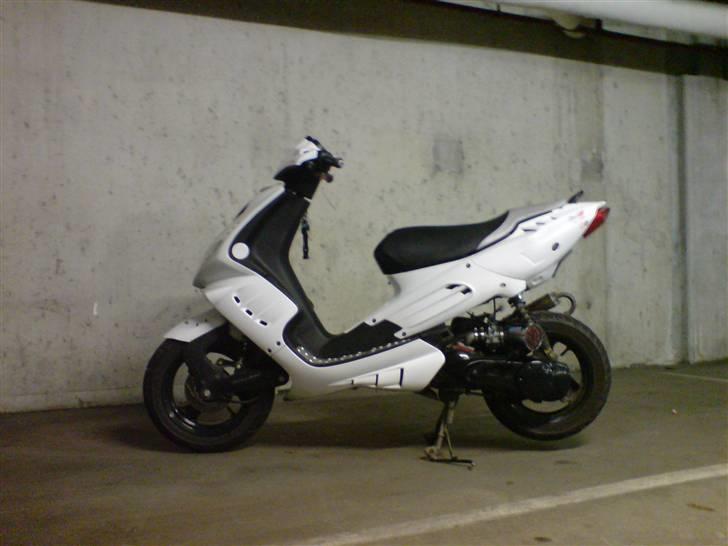 Peugeot Speedfight 2 SOLGT billede 3