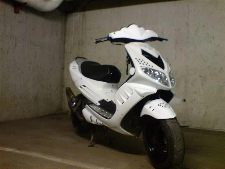 Peugeot Speedfight 2 SOLGT billede 6