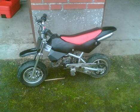 MiniBike crosser smidt ud ! billede 1