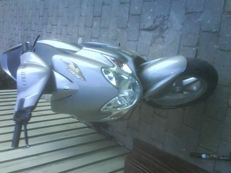 Yamaha Jog r Til Solgt billede 2