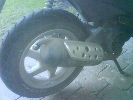 Yamaha Jog r Til Solgt billede 4