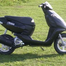 Aprilia Sonic Solgt