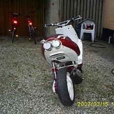 Aprilia SR 50 LC Solgt