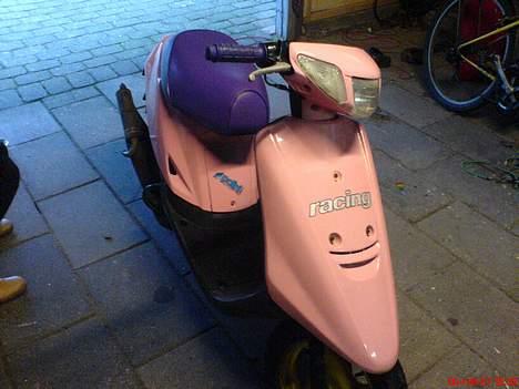 Yamaha Jog As  - Ja det var så da jeg fik joggen. byttet den med min kammerat for en Jog Space. billede 2