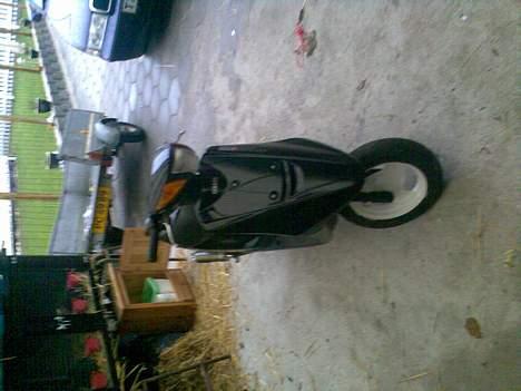 Yamaha Jog *solgt* billede 3