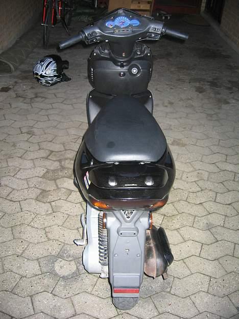 Aprilia sonic - fin over det hele billede 6