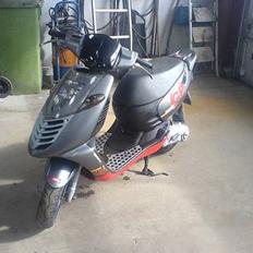 Aprilia Sonic (SOLGT)  