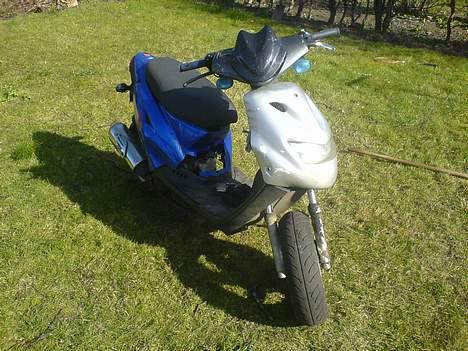 CPI pop "project" front skade billede 1