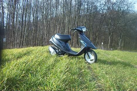 Yamaha jog *Solgt* - joggen i det gode vejr ved skoven :) billede 10